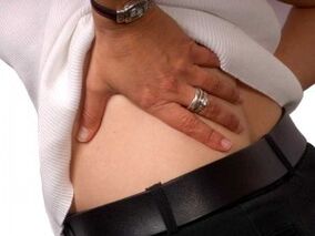 Sāpes muguras lejasdaļā pacientam ar mugurkaula jostas daļas osteohondrozi