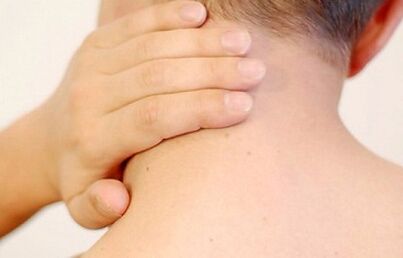 Dzemdes kakla osteohondrozes simptomi